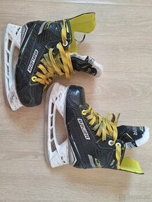 Detské korčule BAUER SUPREME S 35, size 1