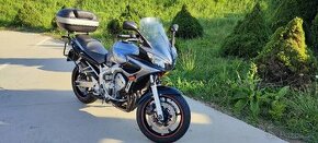 Prenájom motocykla - Yamaha FZ6-S r.v. 2005 72 kW