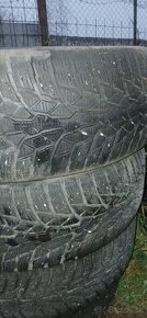 215/60 R17 96H