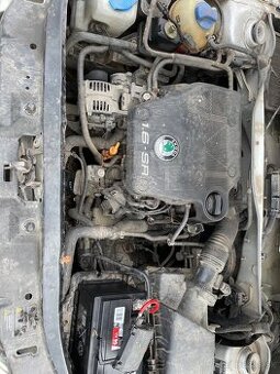 Predam motor 1.6 SR ,benzin kod AKL, 74kw plne funkcny