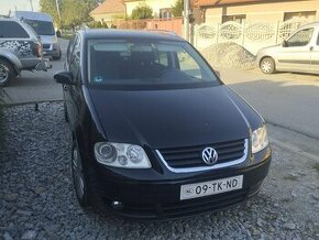 Volkswagen Touran 2.0 TDI - 1