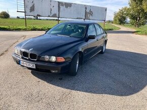 BMW 520i e39