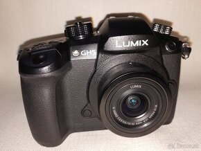 Panasonic GH5