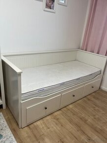 Postel hemnes + matrace