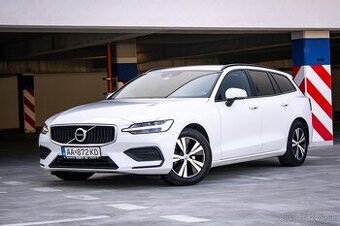 Volvo V60 D3 Momentum A/T - 1