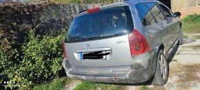 Rozpredám na náhradné diely peugeot 307 2.0 hdi 66kw - 1