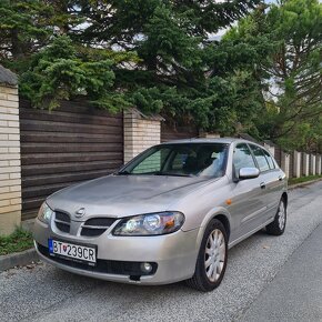 Nissan almera - 1