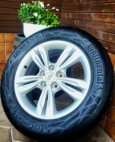 aluR17 5x114,3 pneu 225/60, orig. Hyundai Tucson, iX35