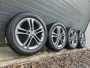 Zánovná Zimná Sada Mercedes A, B, CLA 205/55 R17 Hankook