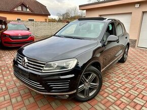 Touareg 3,0 TDI R-line /193kW /Facelift /Panoráma/4x4