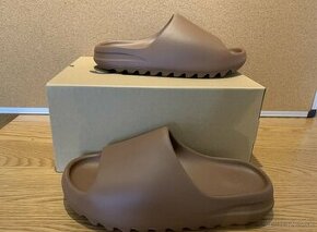 Adidas Yeezy slides flax size 43