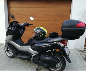 Yamaha N Max