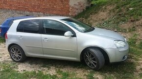 Volkswagen golf 5 1.9tdi BKC 77kw