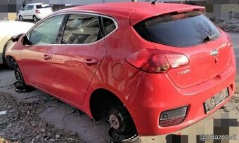 Kia Ceed 1.6 gdi 2016 predám Spätné zrkadlo vodičová strana,