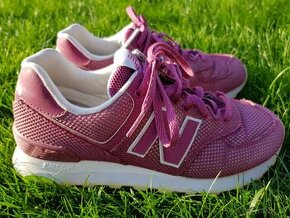 New Balance tenisky