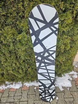 TWIN Bataleon Airobic Snowboard