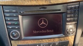 Autorádio s Navi Mercedes