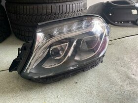 Ľavý LED svetlomet GLS W166