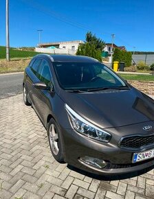 Kia Cee´d SW 1.6 GDI, Gold, benzín+LPG