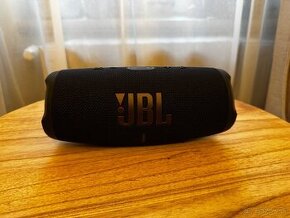 JBL charge 5 stav ako novy