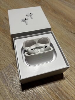 Apple AirPods Pro 2