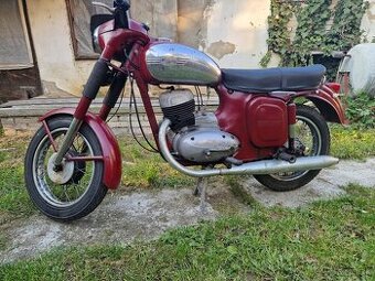 Patina Jawa 250 typ 559 rv 67 platne doklady biele spz