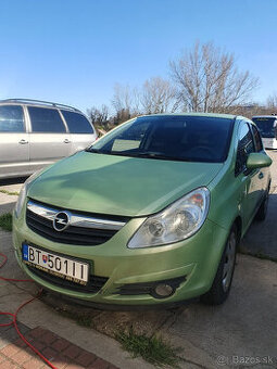 Opel corsa 1.2 benzín