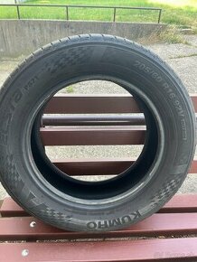 kumho EcstaPS71 205/60/16