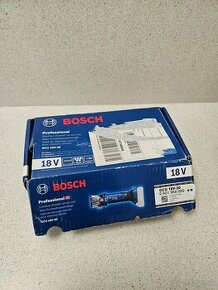Bosch GCU 18V-30 - Priamociara pila NOVA