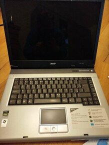 Acer Aspire 3000 - 1