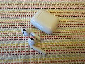 Apple Airpods 2