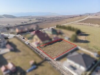 REZERVOVANÉ, Stavebný pozemok, predaj, 700 m2, Uzovce - 1