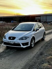 Rozpredam Seat Leon  FR 2.0 TDi 125kw Facelift . - 1