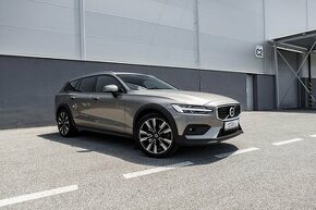 Volvo V60 Cross Country D3 110kW AT8 AWD Pro 08/2019