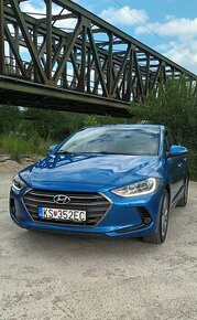 Hyundai Elantra prémium 64000km