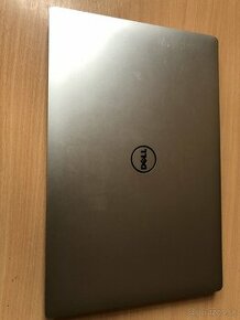 Dell xps 15 9560