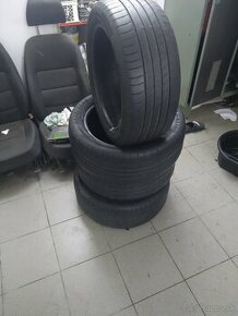 Predám letné pneumatiky 215/50 R17