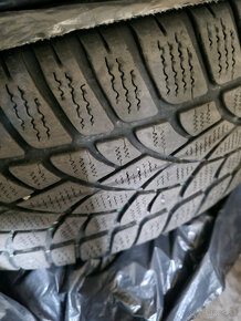 REZERVOVANE  235/65 R17 Zimne Dunlop w.sport5 SUV [108] V XL