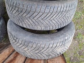 Predam  zimné pneumatiky 205/55R16