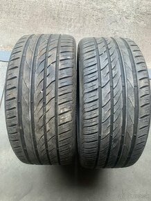 255/40 r19