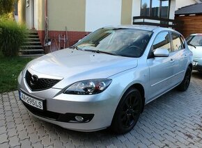 • MAZDA 3 1.6i, 77 kW, benzín, r.v. 2007 FACELIFT •