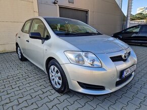 Toyota Auris Hatchback 1,4 71kW benzín