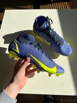 Kopačky Nike Mercurial Superfly Elite SG