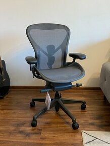 Herman Miller Aeron veľkosť B