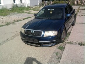 Rozpredam skoda superb 1.9 tdi 96kw r.v 2003 - 1