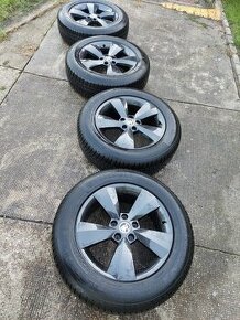 Predám elektrony 215/65 R17