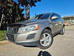 Predám  Volvo XC60 D5 (158kW) AWD Ocean Race Geartronic - 1