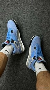 Nike Air Jordan 4 Retro "University Blue" - 1