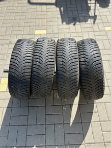 Pneu goodyear 195/60 r16c - 1