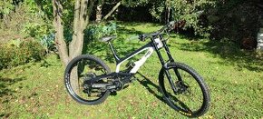 Bicykel YT Tues CF 2019 L 27,5"